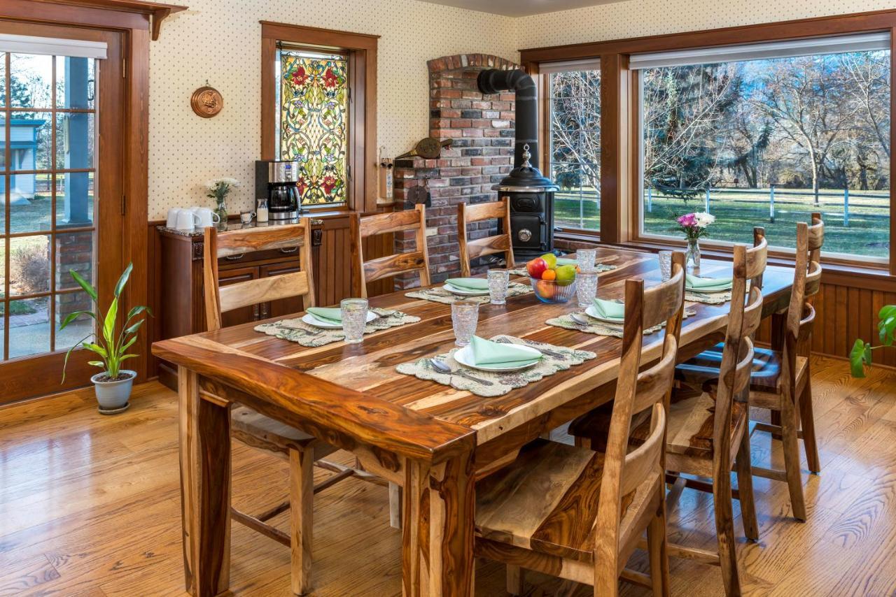 Gardenview Estate Bed And Breakfast Kettle Falls Exteriör bild