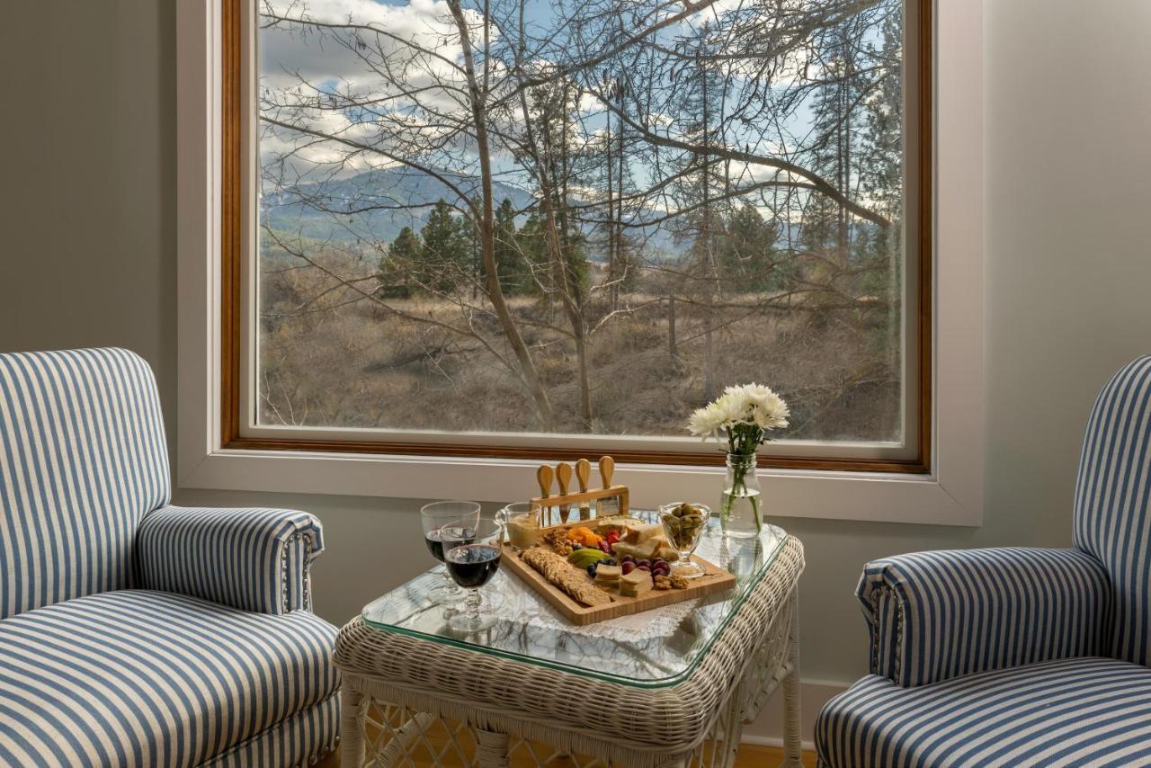 Gardenview Estate Bed And Breakfast Kettle Falls Exteriör bild