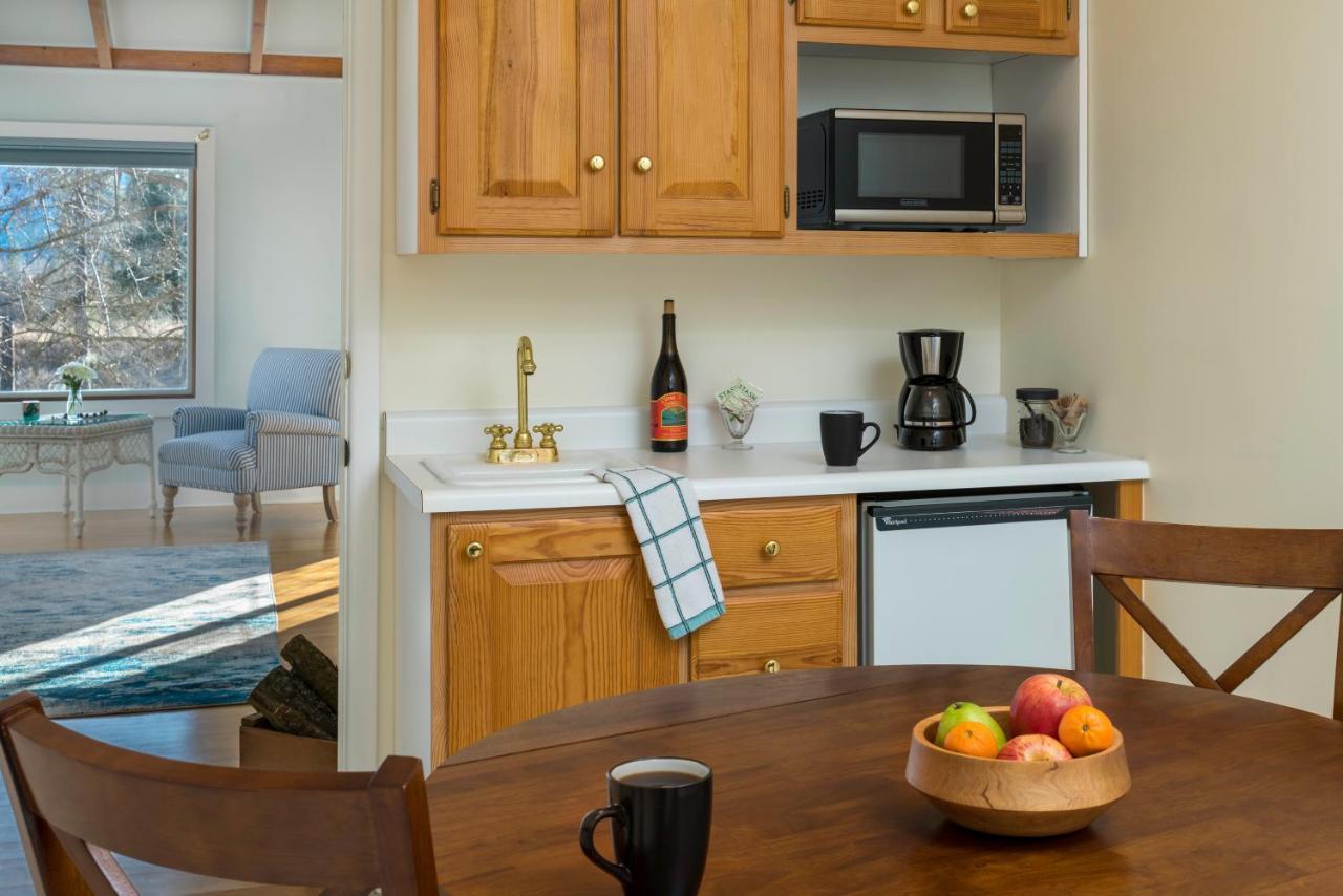 Gardenview Estate Bed And Breakfast Kettle Falls Exteriör bild