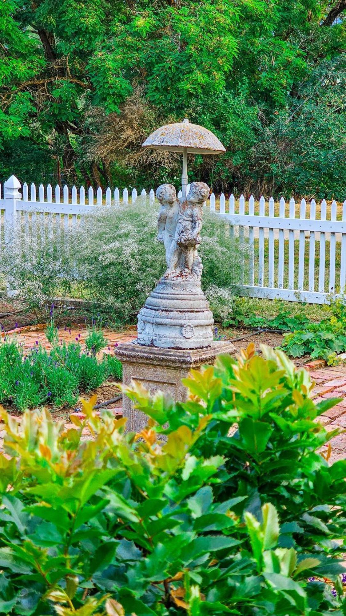 Gardenview Estate Bed And Breakfast Kettle Falls Exteriör bild